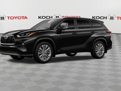 New 2026 Toyota Highlander Platinum image 2