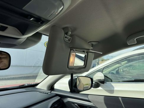 Certified 2025 Subaru Crosstrek 2.0i Premium image 16