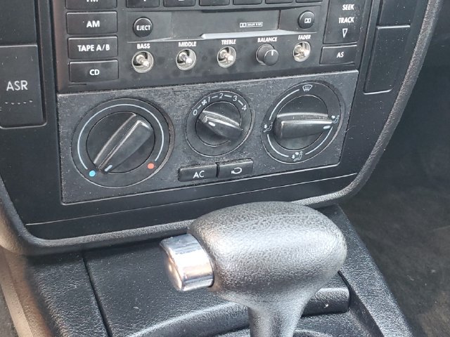 Used 2003 Volkswagen Passat GL FWD image 22