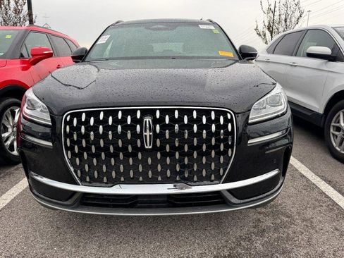 Used 2025 Lincoln Corsair Reserve w/ Equipment Group 202A FWD image 2