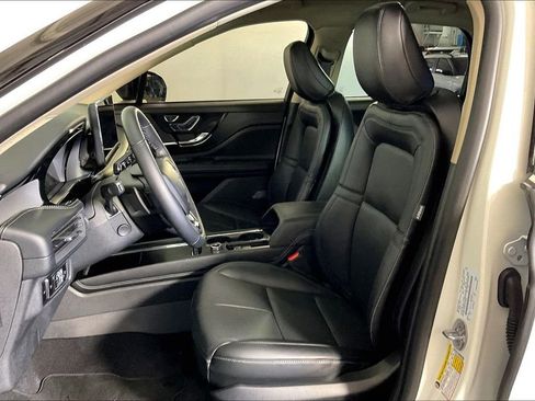 Used 2026 Lincoln Corsair Premiere FWD image 34