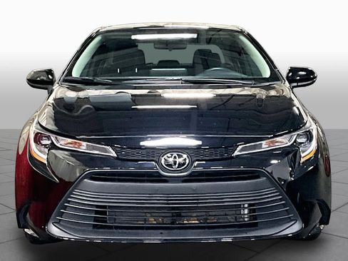 Certified 2025 Toyota Corolla LE FWD image 4