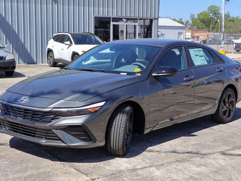 New 2026 Hyundai Elantra Sport image 24