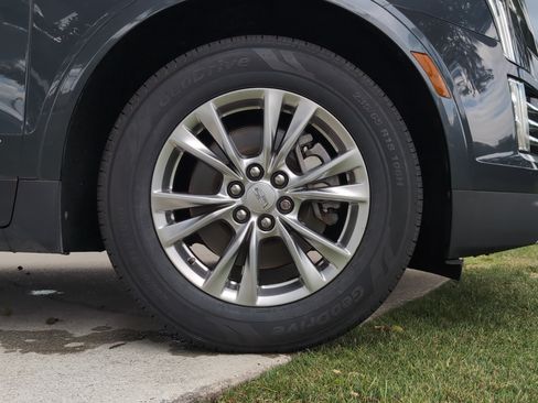 Used 2020 Cadillac XT5 Premium Luxury AWD/4WD image 13