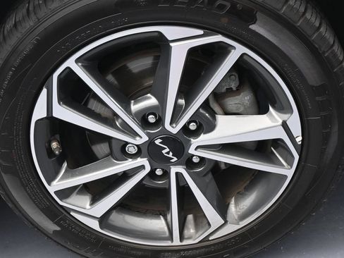 Used 2023 Kia Forte LXS FWD image 39
