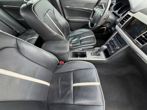 Used 2010 Lincoln MKZ AWD image 10