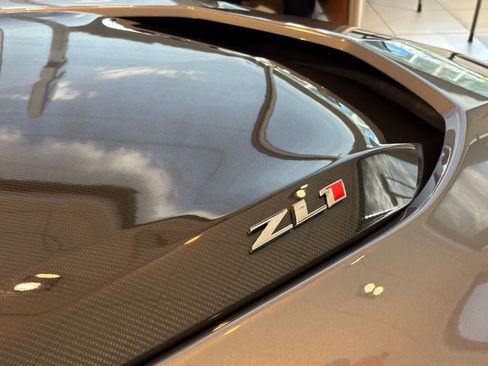 Certified 2022 Chevrolet Camaro ZL1 RWD image 27
