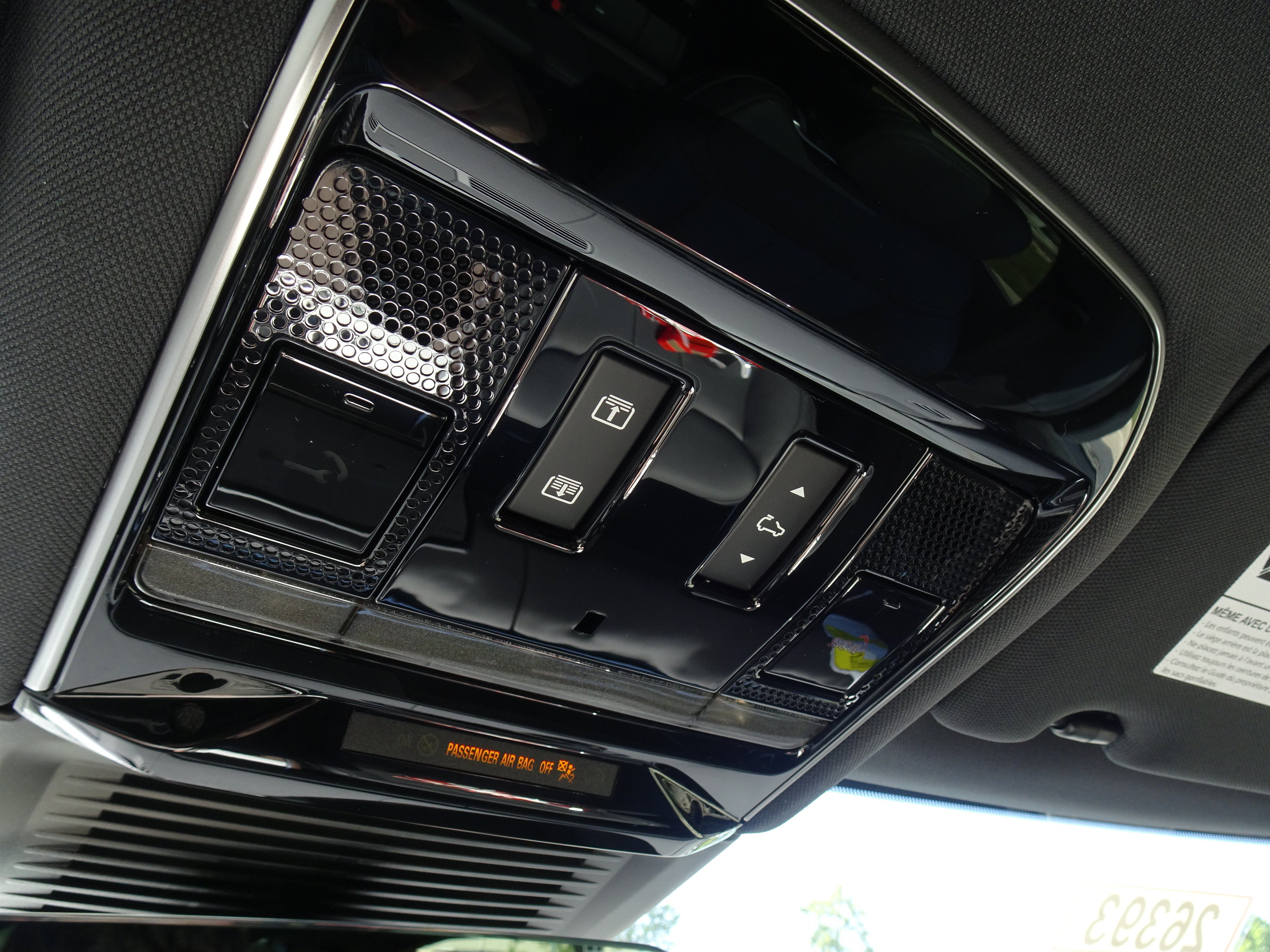 New 2026 Land Rover Range Rover SE AWD/4WD image 30