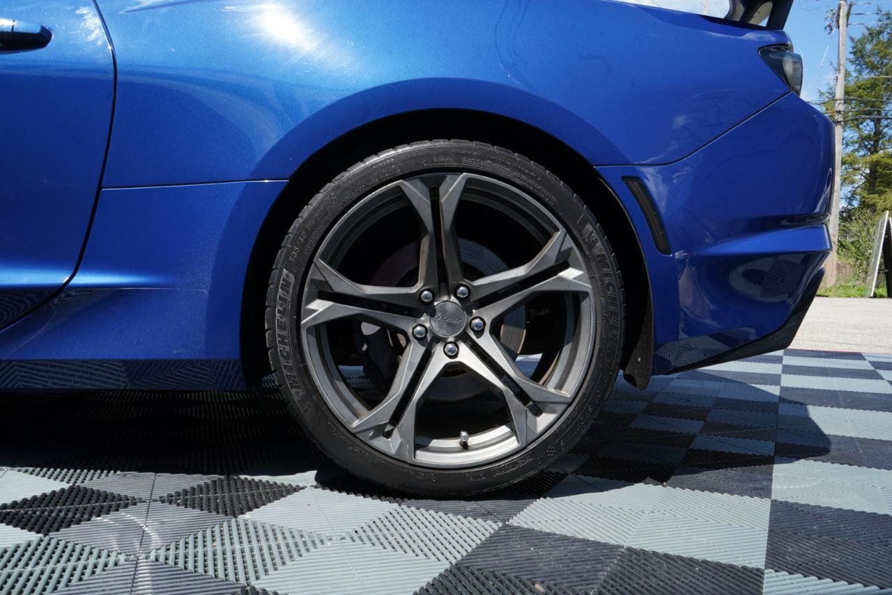 Used 2020 Chevrolet Camaro SS RWD image 75