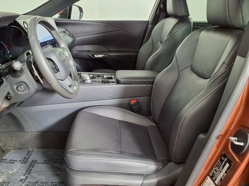 Used 2023 Lexus RX 350 350h w/ Accessory Package (2T) image 22
