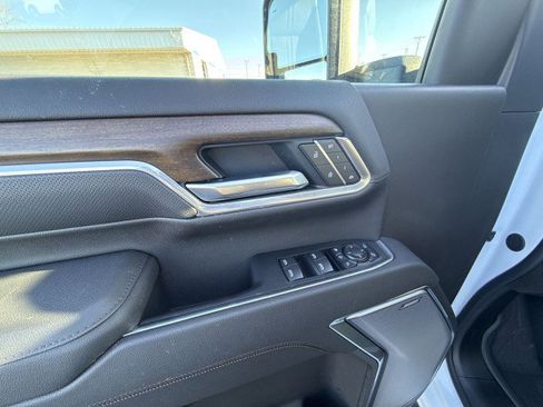 New 2026 Chevrolet Silverado 3500 High Country w/ High Country Premium Package image 15