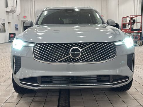 New 2026 Volvo XC90 T8 Plus w/ Protection Package Premier image 10