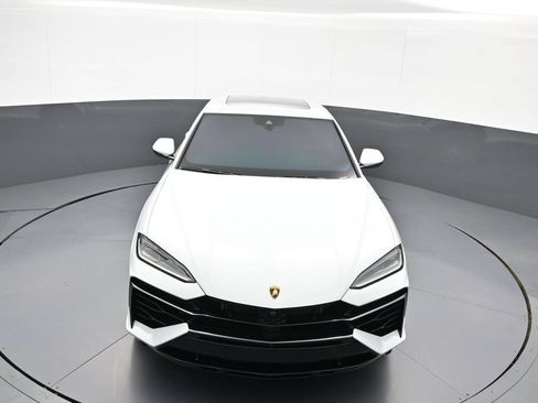 Used 2025 Lamborghini Urus SE AWD/4WD image 42