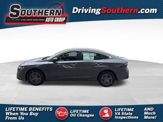 New 2026 Nissan Sentra SV w/ Floor Mat Package FWD 360° Tour