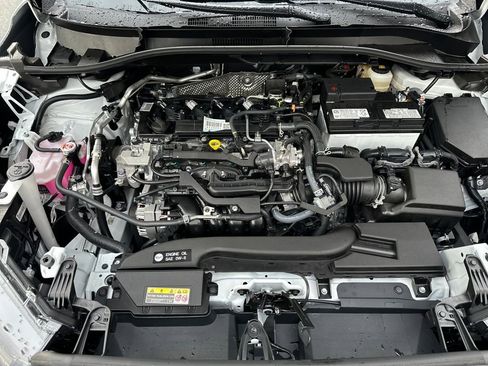 New 2026 Toyota Corolla Cross L image 28