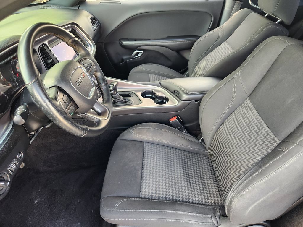 Used 2019 Dodge Challenger SXT w/ Blacktop Package RWD image 8