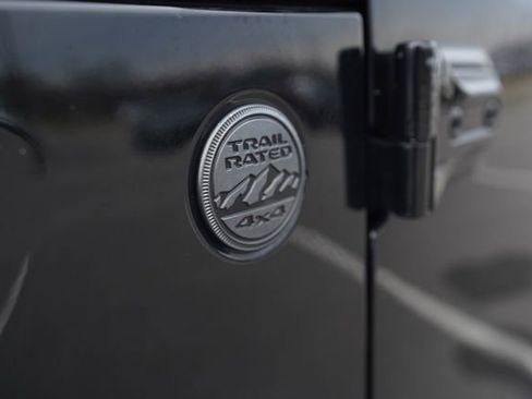 Used 2022 Jeep Wrangler Unlimited Sport image 37