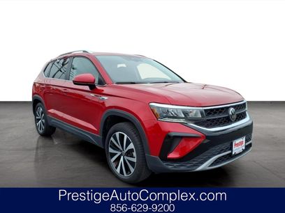 Certified 2023 Volkswagen Taos SE w/ Panoramic Sunroof Package