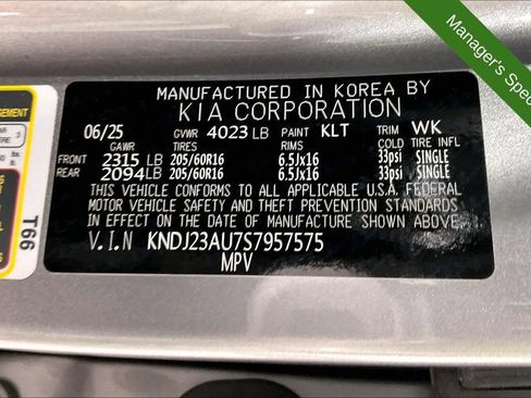 Used 2025 Kia Soul LX FWD image 39