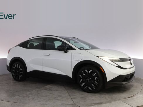 Used 2026 Nissan Leaf Platinum+ FWD image 14