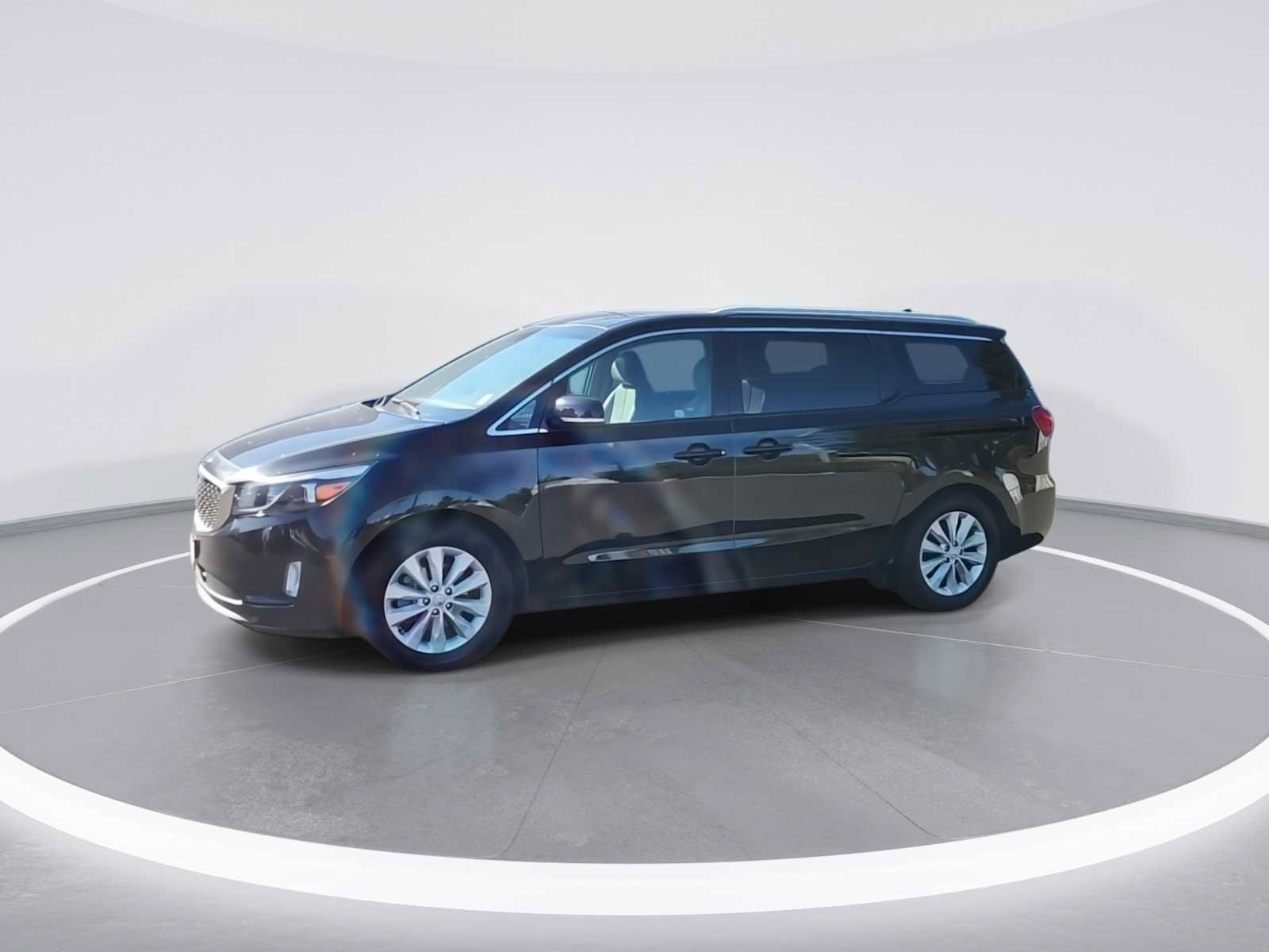Used 2017 Kia Sedona EX FWD image 4