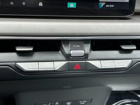 Certified 2024 Kia EV9 Land AWD/4WD image 30