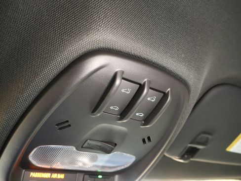 New 2026 Chevrolet Trax RS w/ Sunroof Package image 16