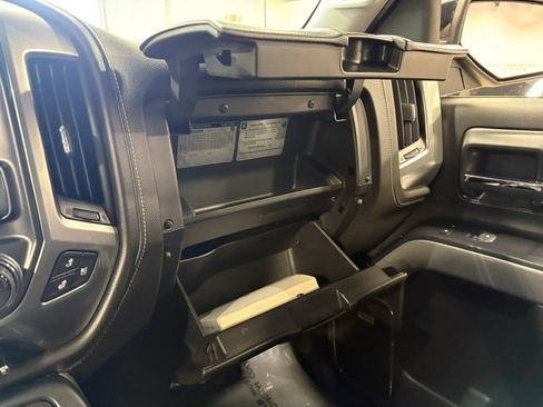 Used 2017 Chevrolet Silverado 1500 LTZ Z71 w/ LTZ Plus Package AWD/4WD image 33