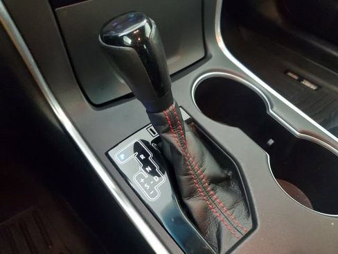 Used 2017 Toyota Camry SE FWD image 30