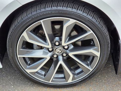 Used 2021 Toyota Corolla SE w/ Carpet Mat Package (TMS) FWD image 18