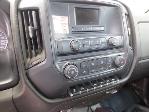 Used 2016 Chevrolet Silverado 2500 W/T RWD image 9