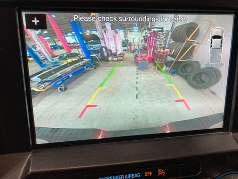 Used 2018 Ford F150 Lariat AWD/4WD image 40