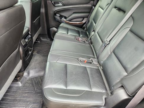 Used 2018 Chevrolet Tahoe LT image 32