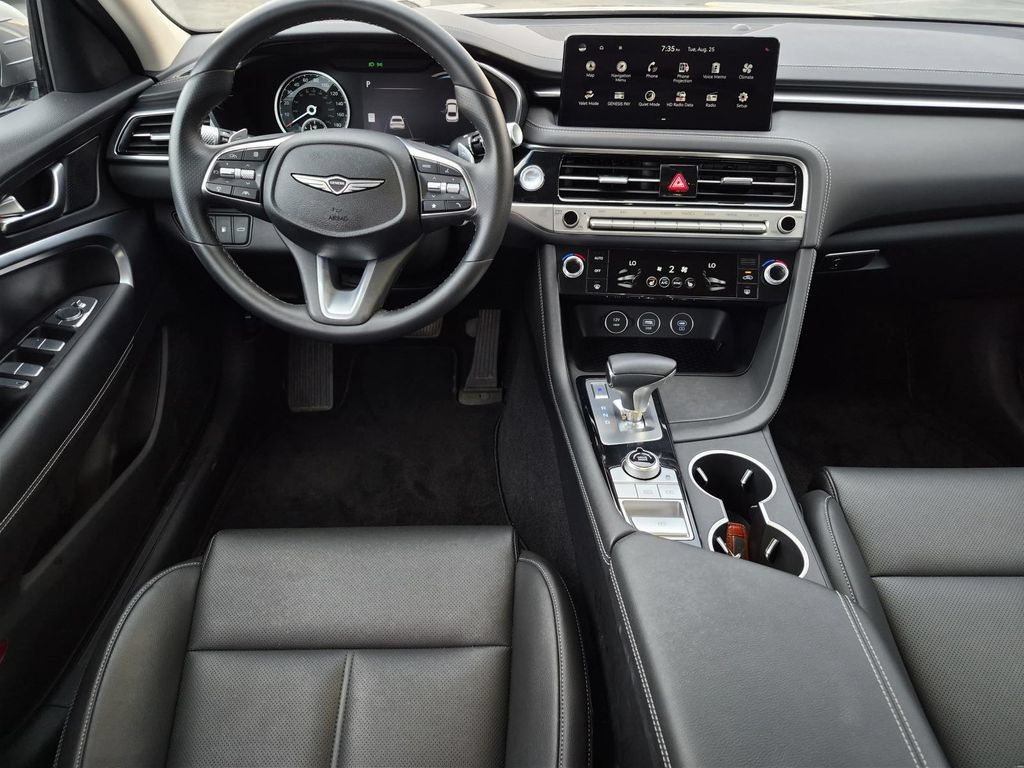Used 2026 Genesis G70 2.5T RWD image 15