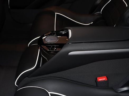 Certified 2024 Ferrari Purosangue image 81