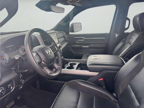 Used 2024 RAM 1500 Laramie image 16