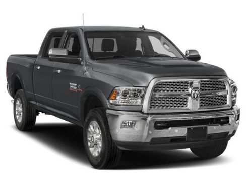 Used 2018 RAM 2500 Laramie w/ Sport Appearance Group AWD/4WD image 9