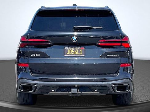 Used 2025 BMW X5 sDrive40i w/ M Sport Package RWD image 4