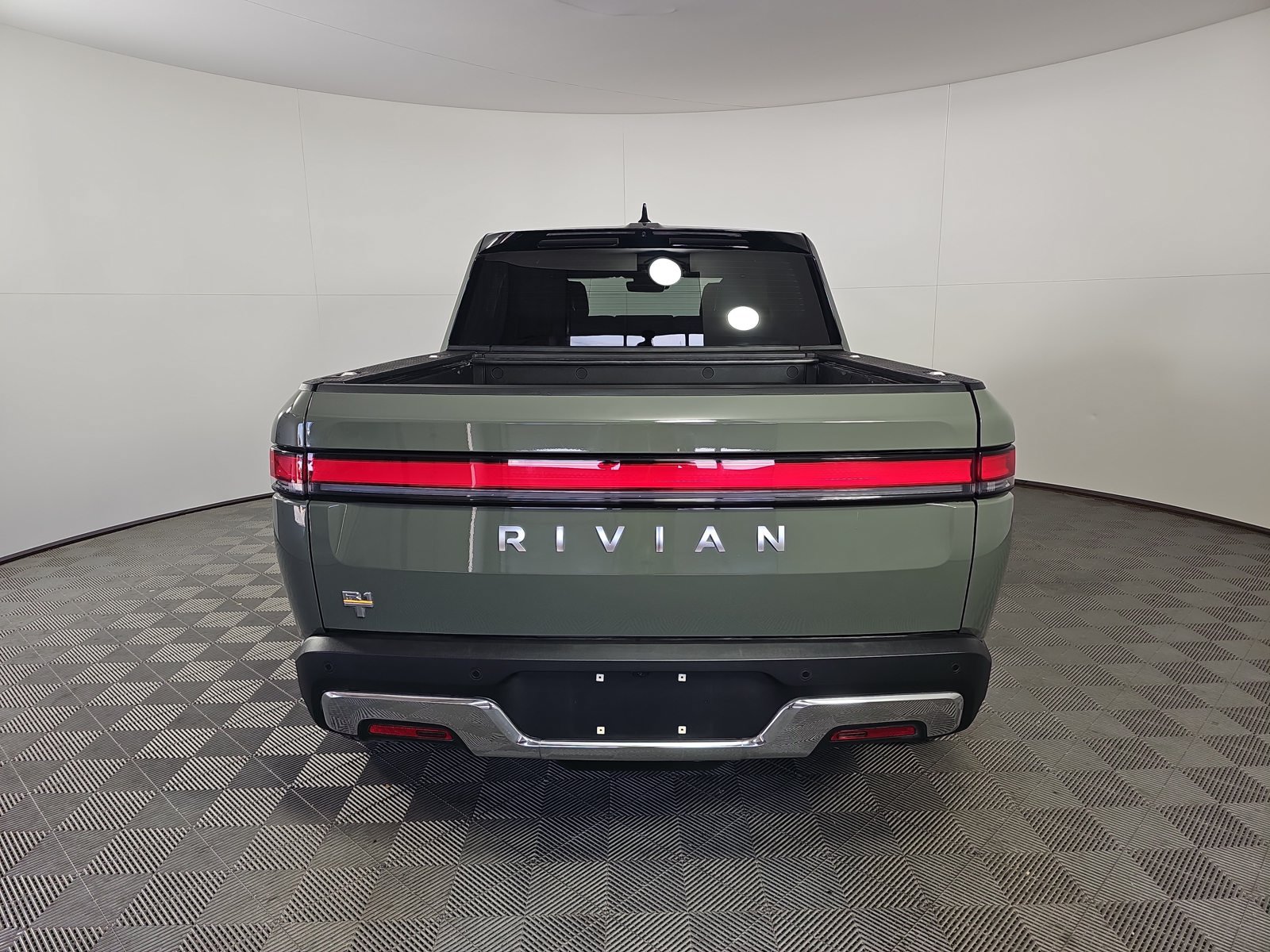 Used 2022 Rivian R1T Launch Edition AWD/4WD image 4