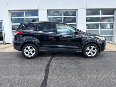 Used 2016 Ford Escape SE FWD image 3