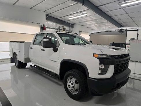 Used 2023 Chevrolet Silverado 3500 W/T w/ WT Fleet Convenience Package AWD/4WD image 3