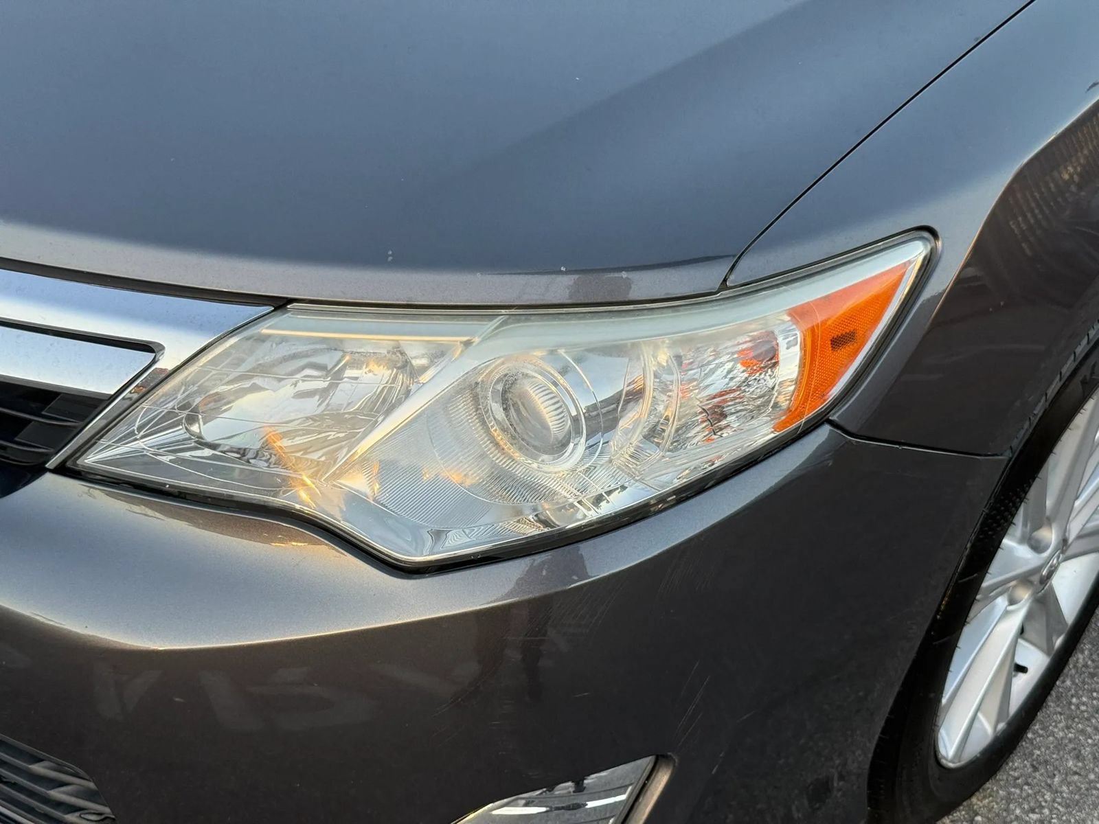 Used 2013 Toyota Camry XLE w/ Leather Pkg FWD image 7