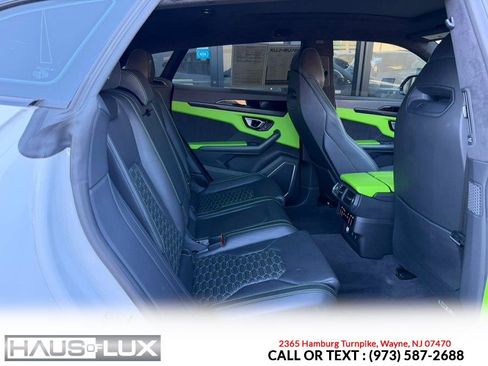 Used 2022 Lamborghini Urus image 32
