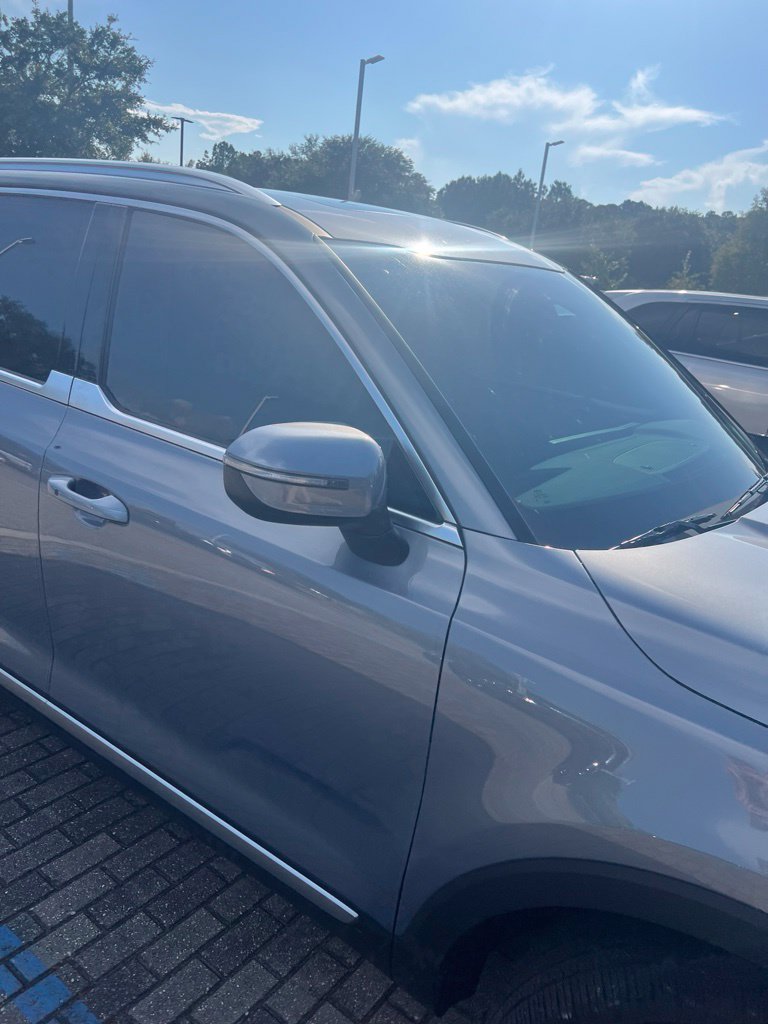 Used 2025 Kia Telluride EX w/ EX Captain's Chair Package FWD image 5