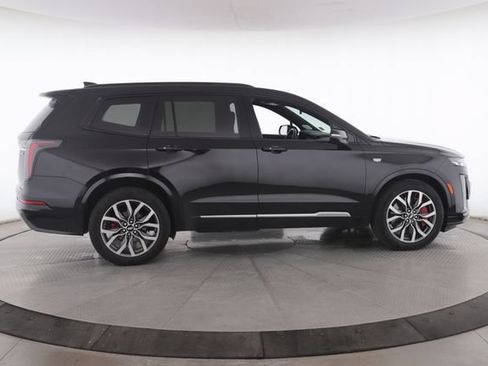 Used 2024 Cadillac XT6 Sport AWD/4WD image 12