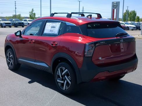 New 2026 Nissan Kicks SV w/ Cold Weather Package FWD image 5