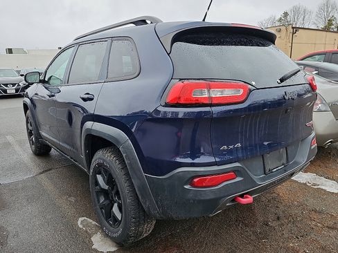 Used 2015 Jeep Cherokee Trailhawk w/ Leather Interior Group image 3