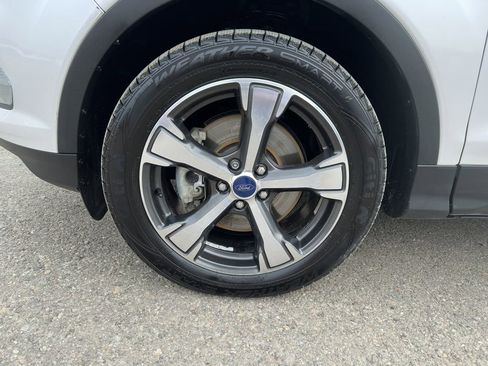Used 2018 Ford Escape SEL image 23