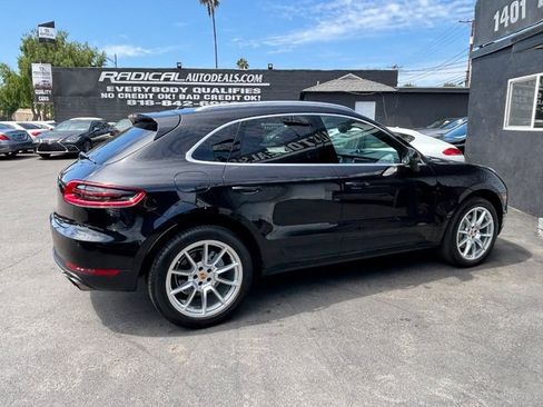 Used 2017 Porsche Macan S AWD/4WD image 28