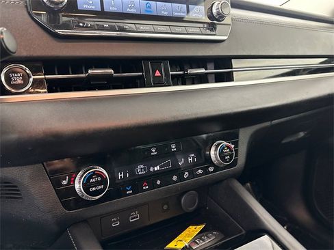 Used 2022 Mitsubishi Outlander SEL image 26